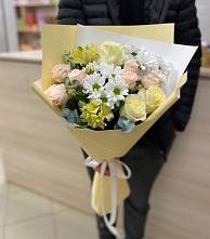 Букет цветов из:  Альстромерии, Розы и Хризантемы в Серебрянном Бору